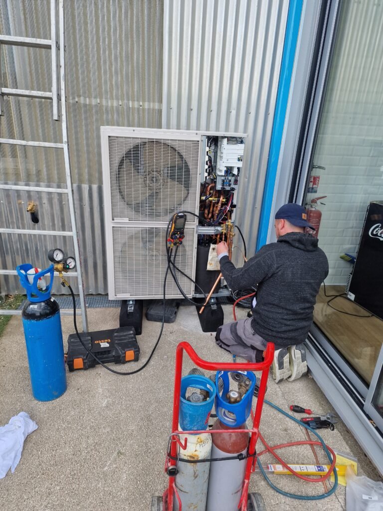 20250417 104558 20250417 104558